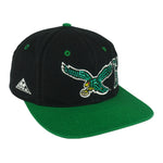 NFL (Apex One) - Philadelphia Eagles Rhinestone Logo Snapback Hat 1990s OSFA Vintage Retro Football