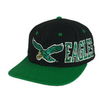 NFL (Apex One) - Philadelphia Eagles Rhinestone Logo Snapback Hat 1990s OSFA Vintage Retro Football