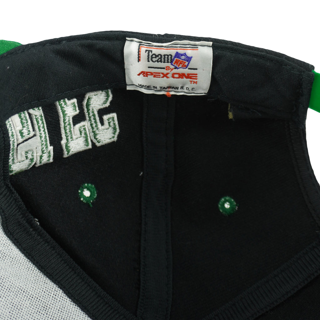 NFL (Apex One) - Philadelphia Eagles Rhinestone Logo Snapback Hat 1990s OSFA Vintage Retro Football