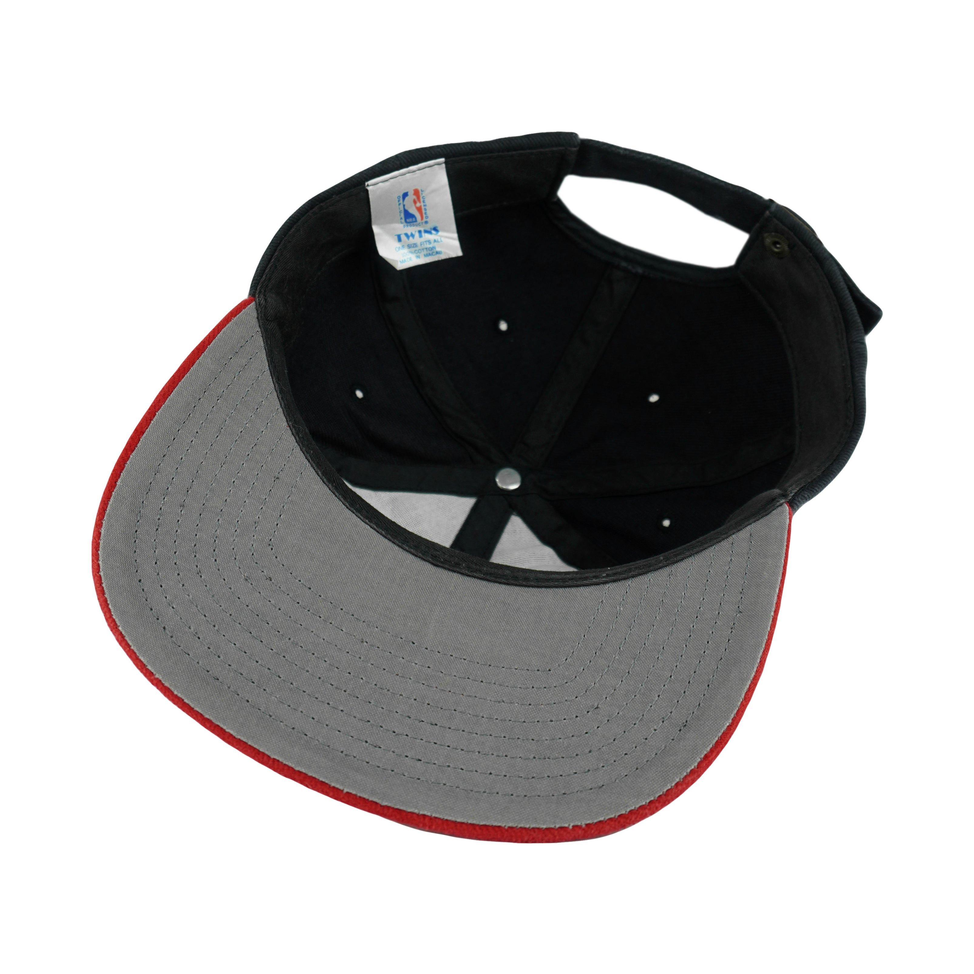 NBA (Twins) - Philadelphia 76ers Embroidered Strapback Hat 1990s OSFA Vintage Retro Basketball