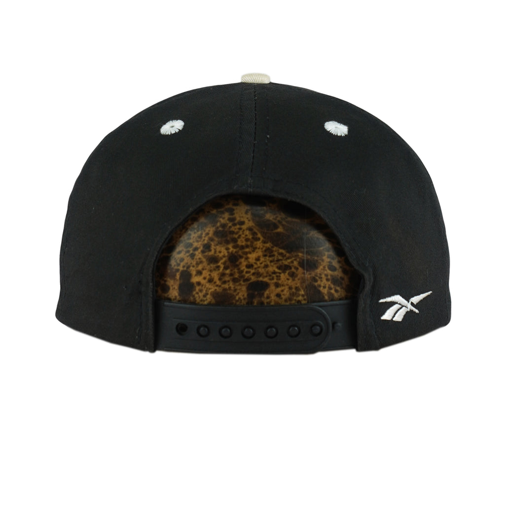 Reebok - Black & White Embroidered Logo Snapback Hat 1990s OSFA Vintage Retro
