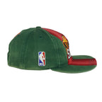 NBA (Sports Specialties) - Green & Red Seattle SuperSonics Snapback Hat 1990s OSFA Vintage Retro Basketball