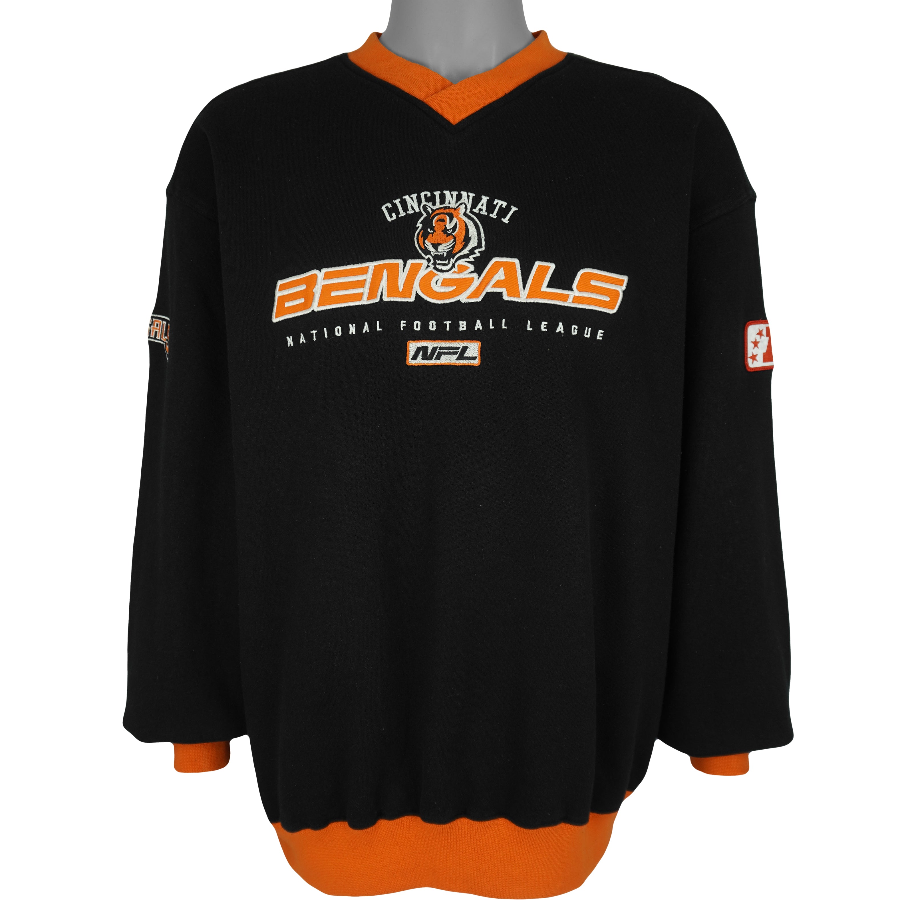 NFL (Lee) - Cincinnati Bengals Embroidered V-Neck Sweatshirt 1990s Large Vintage Retro Football