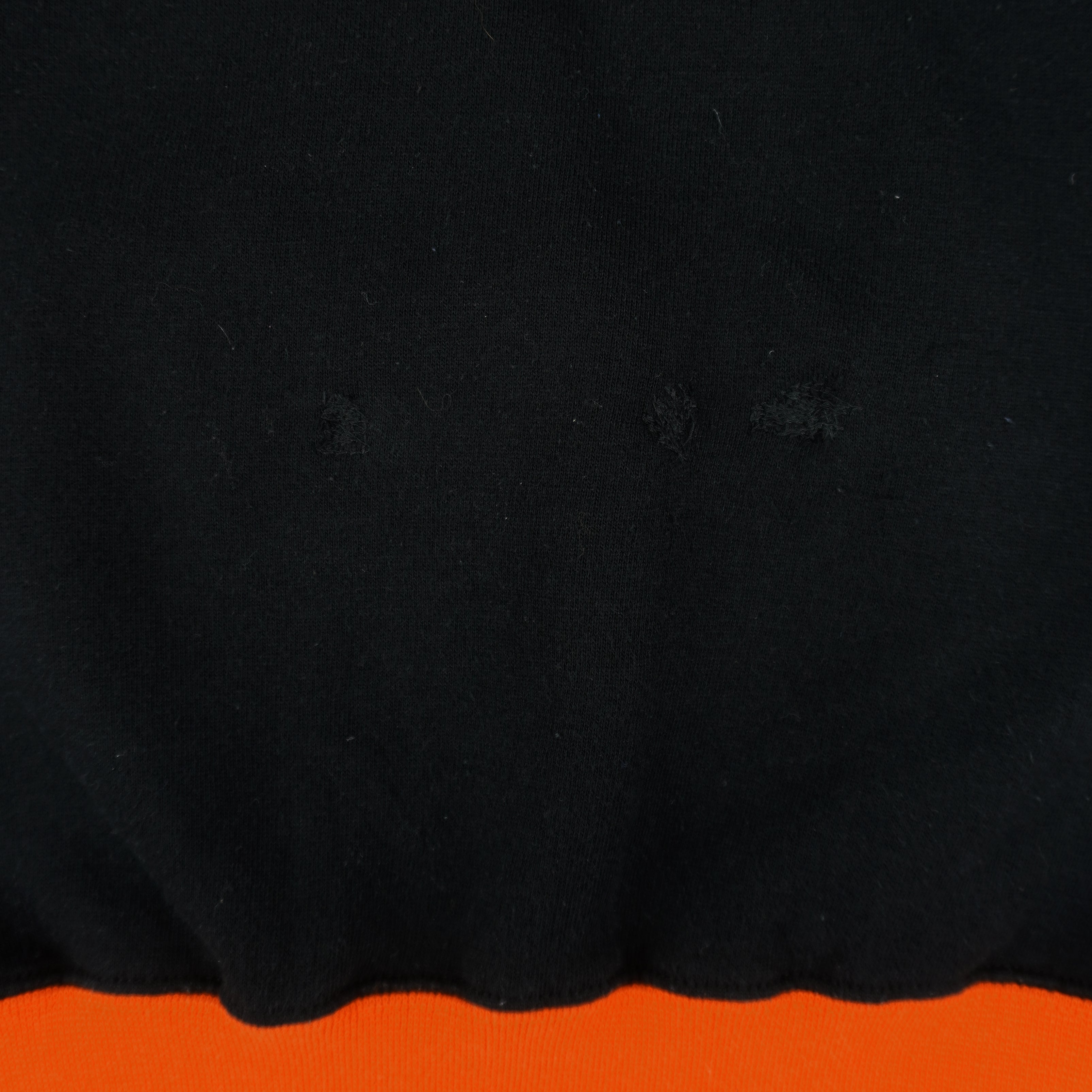NFL (Lee) - Cincinnati Bengals Embroidered V-Neck Sweatshirt 1990s Large Vintage Retro Football