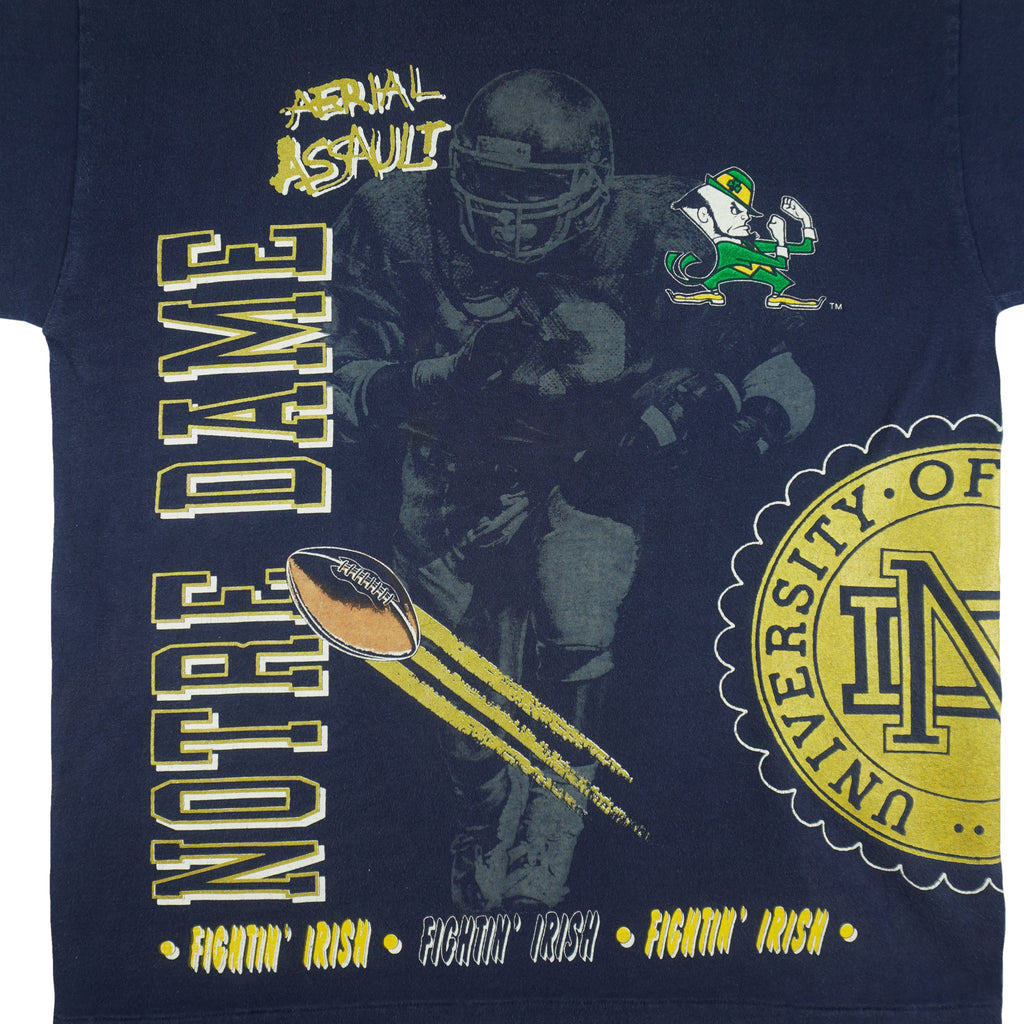 NCAA (Salem) - Notre Dame Fighting Irish Aerial Assault T-Shirt 1990s Large Vintage Retro
