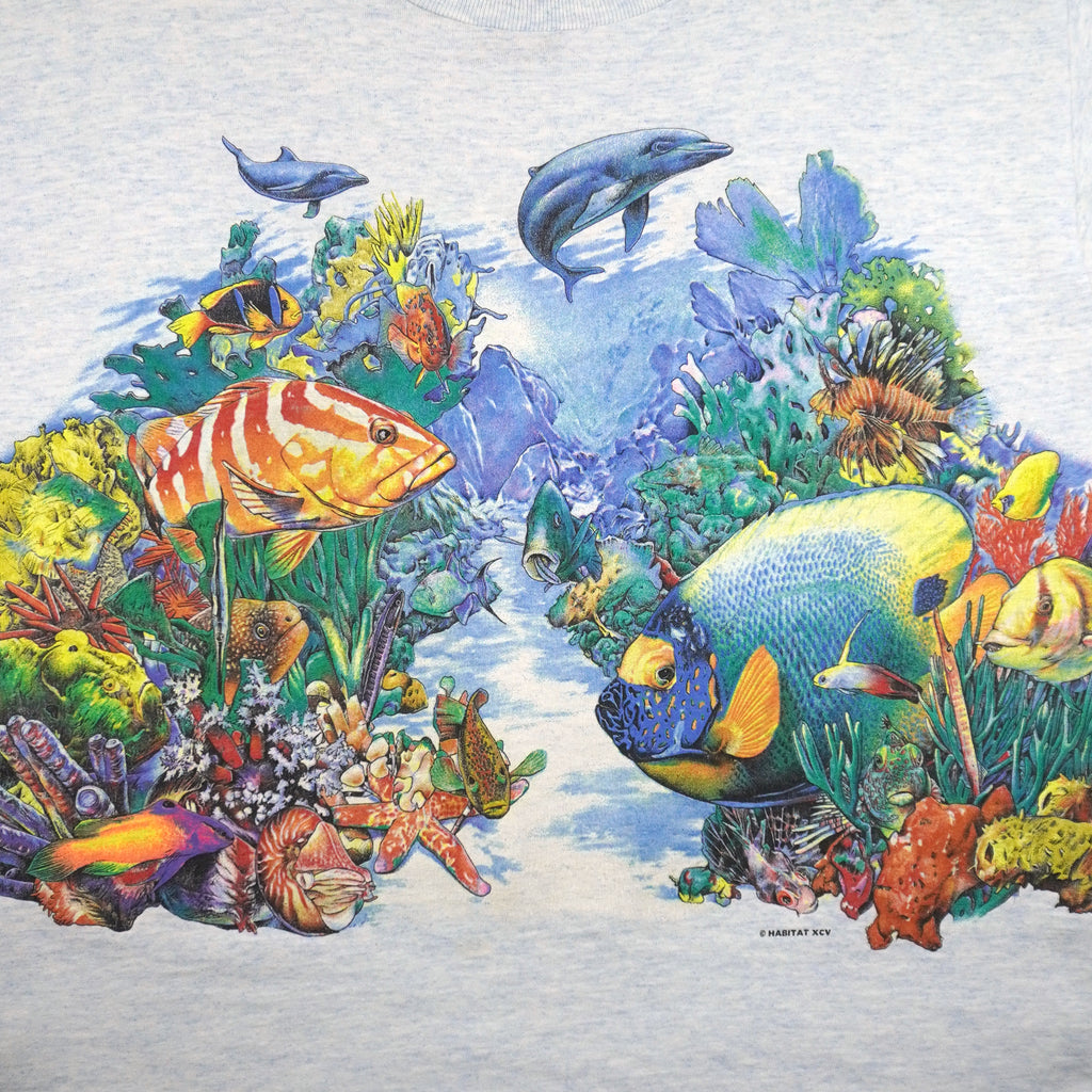 Vintage (Habitat) - Seaworld Daytona Beach, FL T-Shirt 1990s Large Vintage Retro