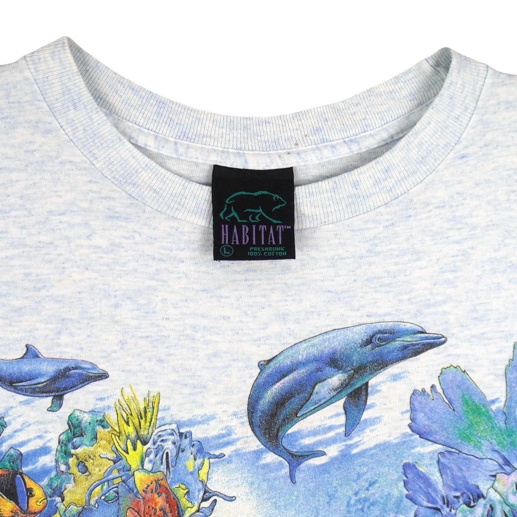 Vintage (Habitat) - Seaworld Daytona Beach, FL T-Shirt 1990s Large Vintage Retro
