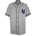 Vintage Starter (MLB) - New York Yankees Pinstripe Jersey 1990s X-Large in gray