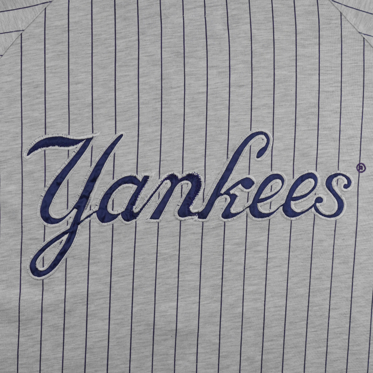 Vintage Starter (MLB) - New York Yankees Pinstripe Jersey 1990s X-Large in gray