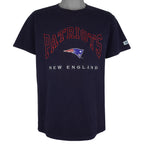 NFL (Lee) - New England Patriots Embroidered T-Shirt 1990s Medium Vintage Retro Football