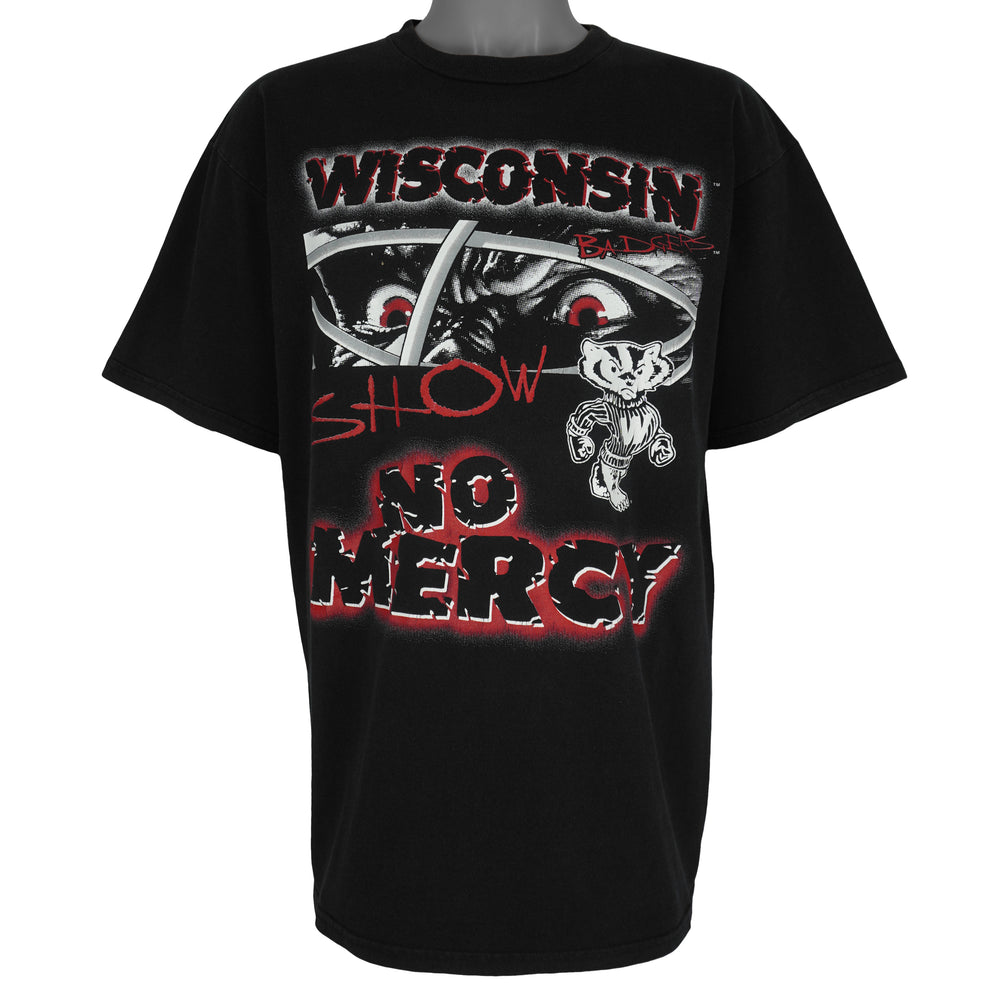 NCAA (TNT) - Wisconsin Badgers Show No Mercy T-Shirt 1990s X-Large Vintage Retro