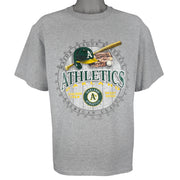 NFL (Lee) - Oakland Athletics Baseball T-Shirt 2004 Large Vintage Retro Football