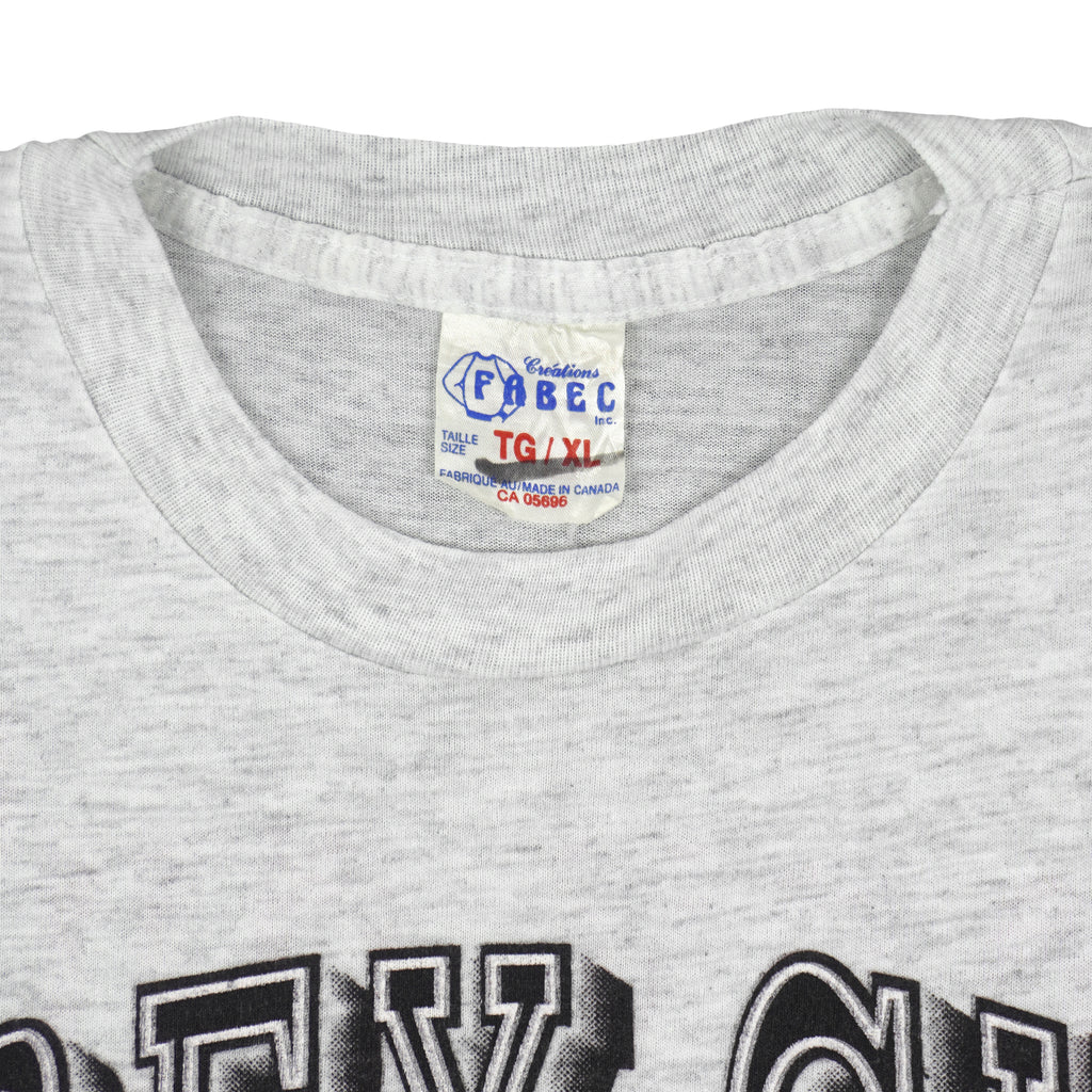 CFL - Calgary Stampeders VS Winnipeg Blue Bombers Grey Cup Champions T-Shirt 1992 X-Large Vintage Retro Football