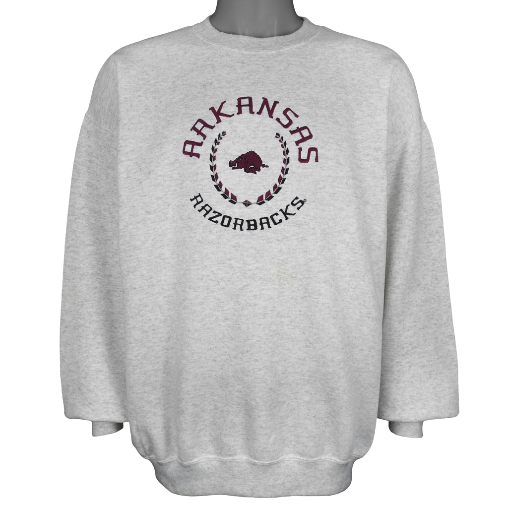 NCAA (CS) - Arkansas Razorbacks Embroidered Sweatshirt 1990s Large Vintage Retro