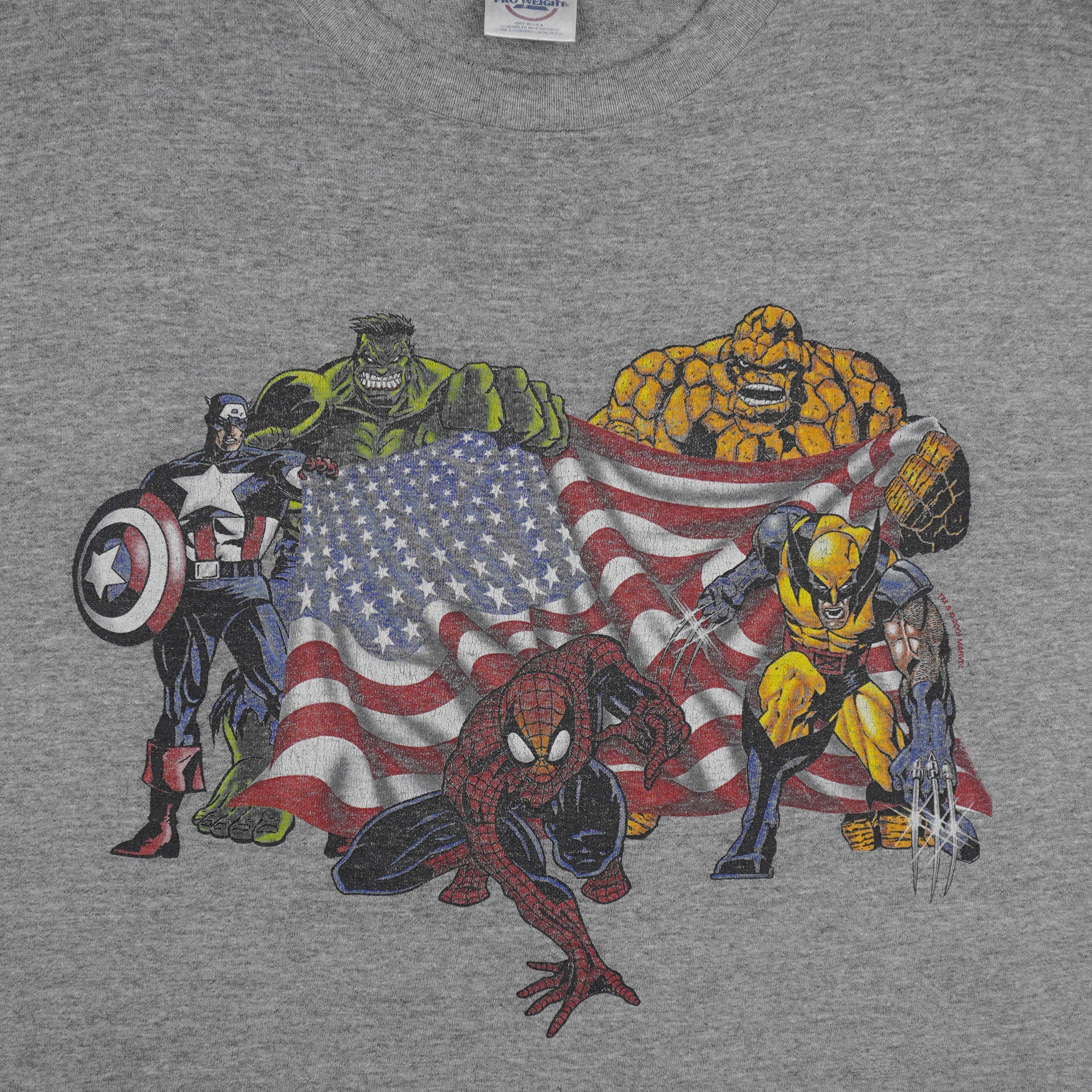 Marvel (Delta) - Superheroes USA Flag Printed T-Shirt 2001 Large Vintage Retro