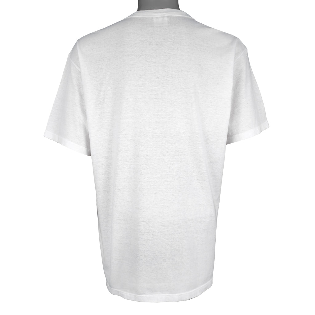 NCAA (Champion) - Basketball Final Four Champions Denver Colorado T-Shirt 1990 X-Large Vintage Retro