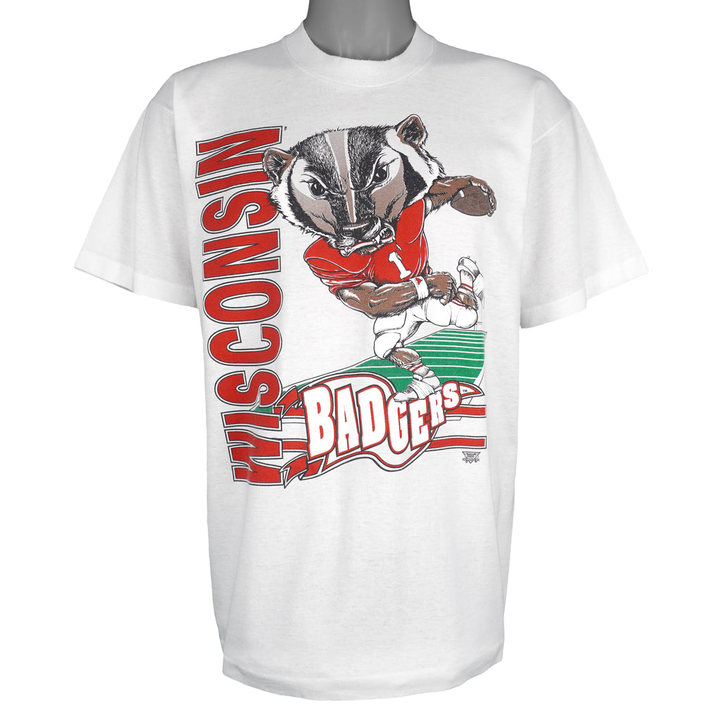NCAA (Screen Stars Best) - Wisconsin Badgers Spell-Out T-Shirt 1990s X-Large Vintage Retro