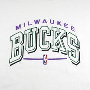 NBA (Logo Athletic) - Milwaukee Bucks Embroidered T-Shirt 1990s Medium Vintage Retro Basketball