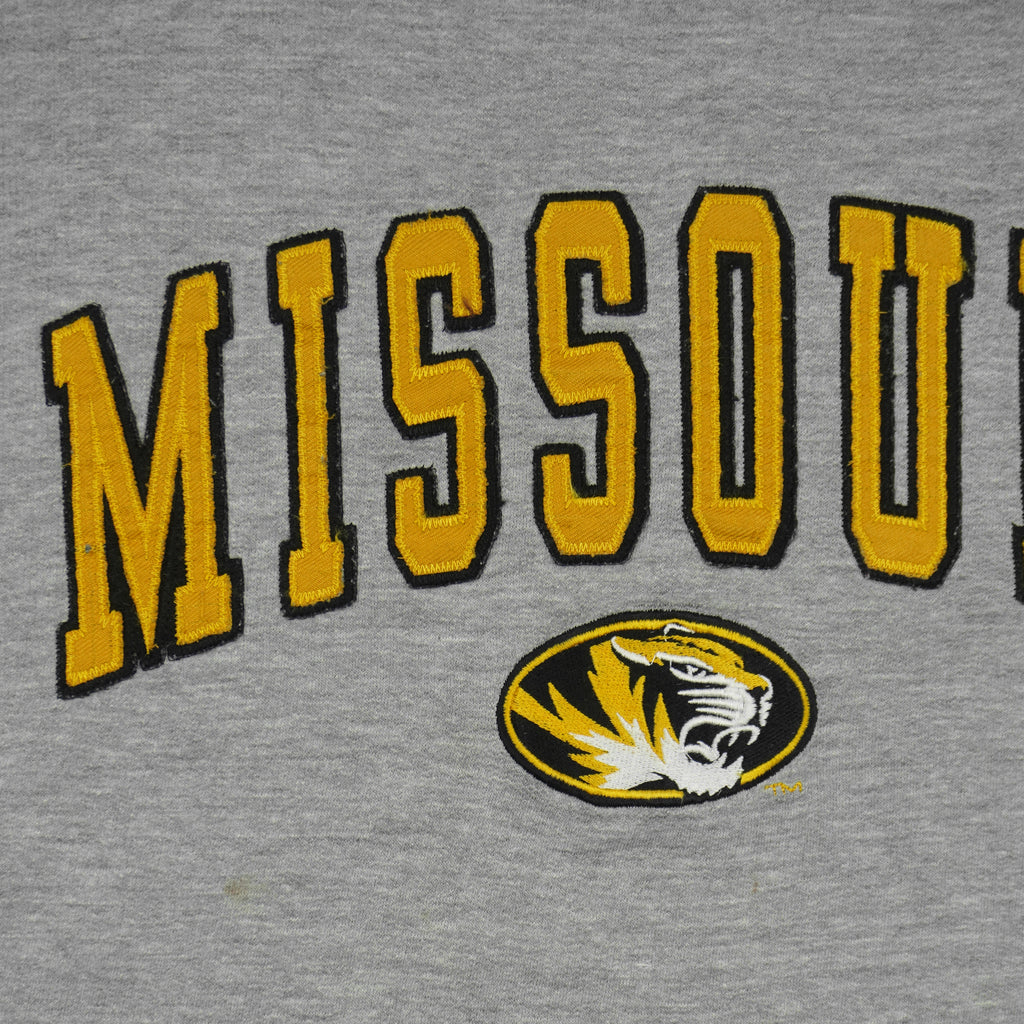 NCAA (OVB) - Missouri Tigers Embroidered Crew Neck Sweatshirt 1990s Large Vintage Retro