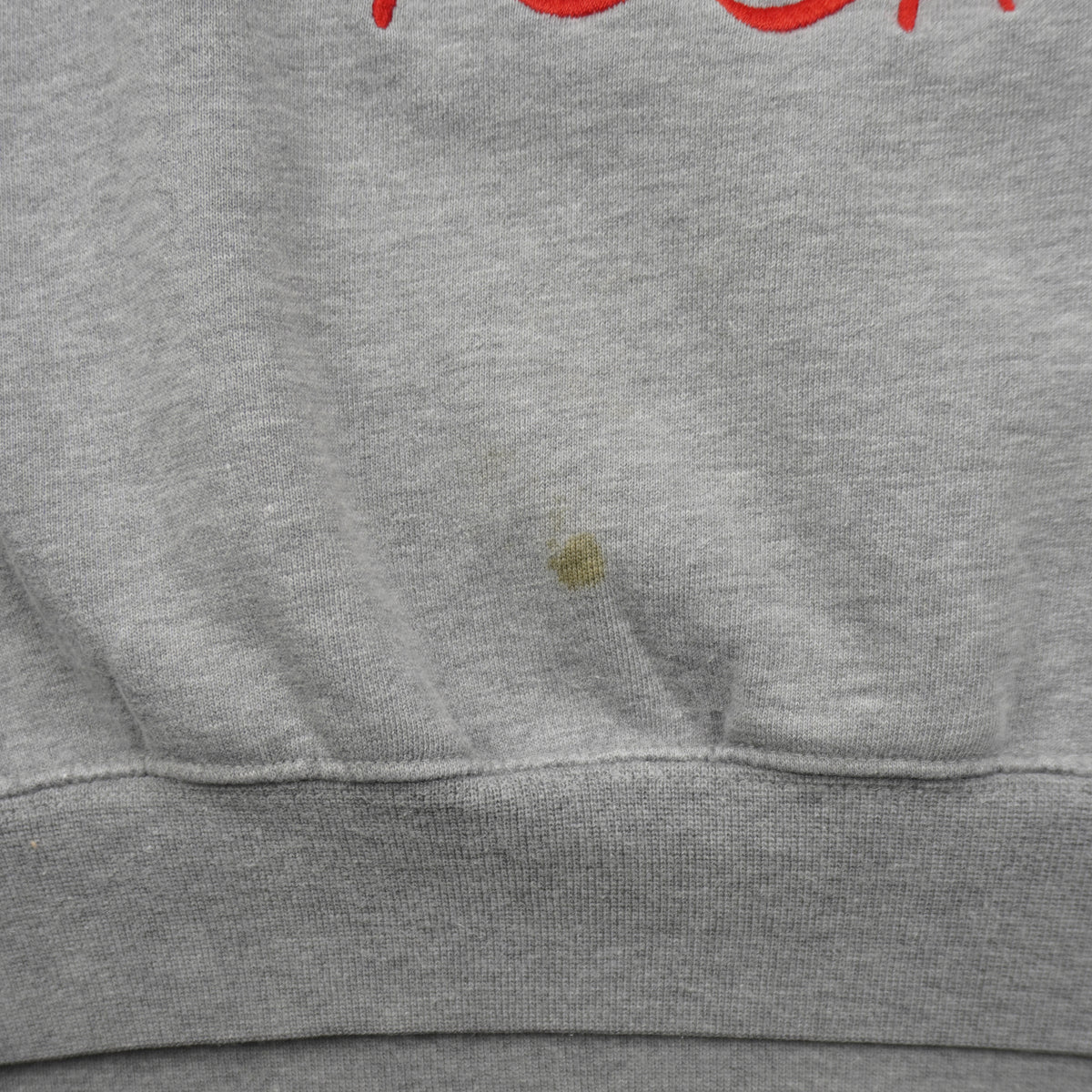 Disney (Mickey, INC) - Winnie The Pooh Crew Neck Sweatshirt 1990s Small Vintage Retro