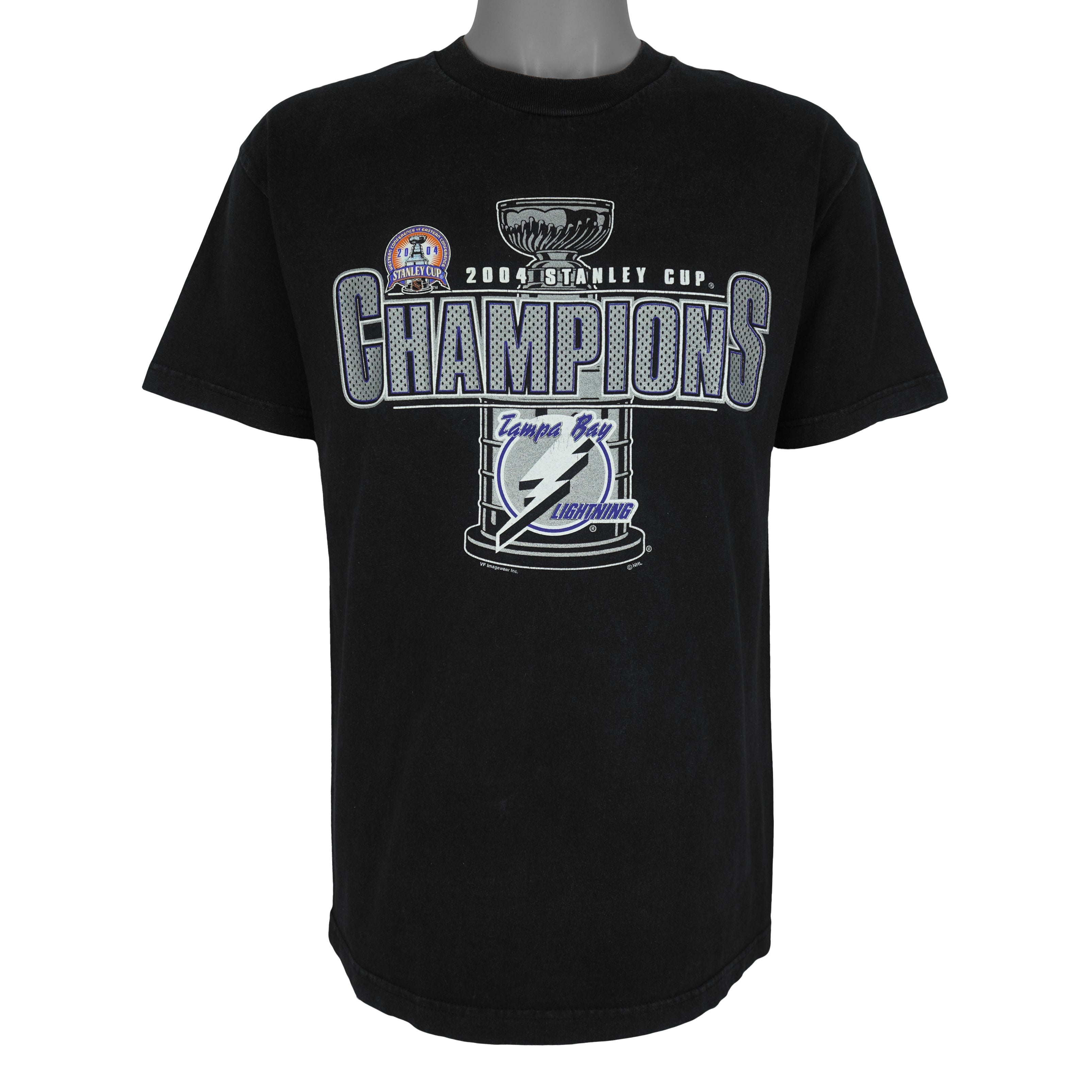 NHL (AAA) - Tampa Bay Lightning Stanley Champions T-Shirt 2004 Large Vintage Retro Hockey