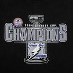 NHL (AAA) - Tampa Bay Lightning Stanley Champions T-Shirt 2004 Large Vintage Retro Hockey