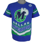 NBA (Salem) - Dallas Mavericks Spell-Out T-Shirt 1990s Medium