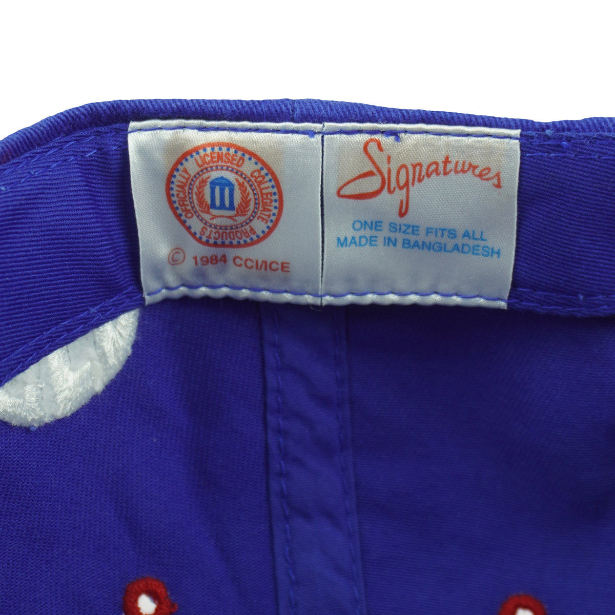 Vintage NCAA (Signature) - Mississippi Ole Miss Rebels Strapback Hat 1984 OSFA in blue and red