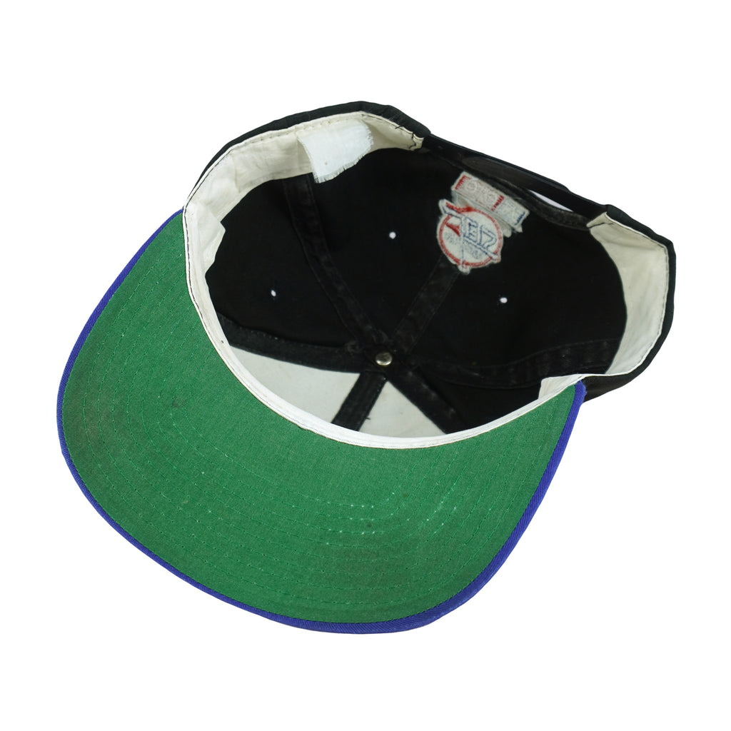 NHL (CCM) - Winnipeg Jets Snapback Hat 1990s OSFA Vintage Retro Hockey