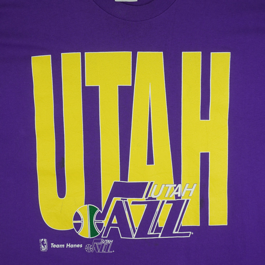 NBA (Hanes) - Utah Jazz Big Spell-Out T-Shirt 1990s XX-Large Vintage Retro Basketball