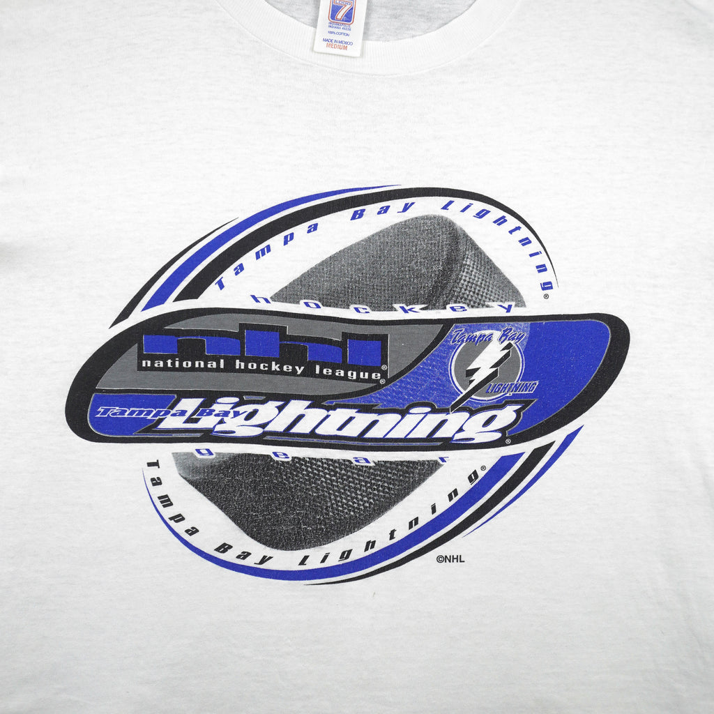 NHL (Logo 7) - Tampa Bay Lightning Hockey T-Shirt 1990s Medium Vintage Retro Hockey