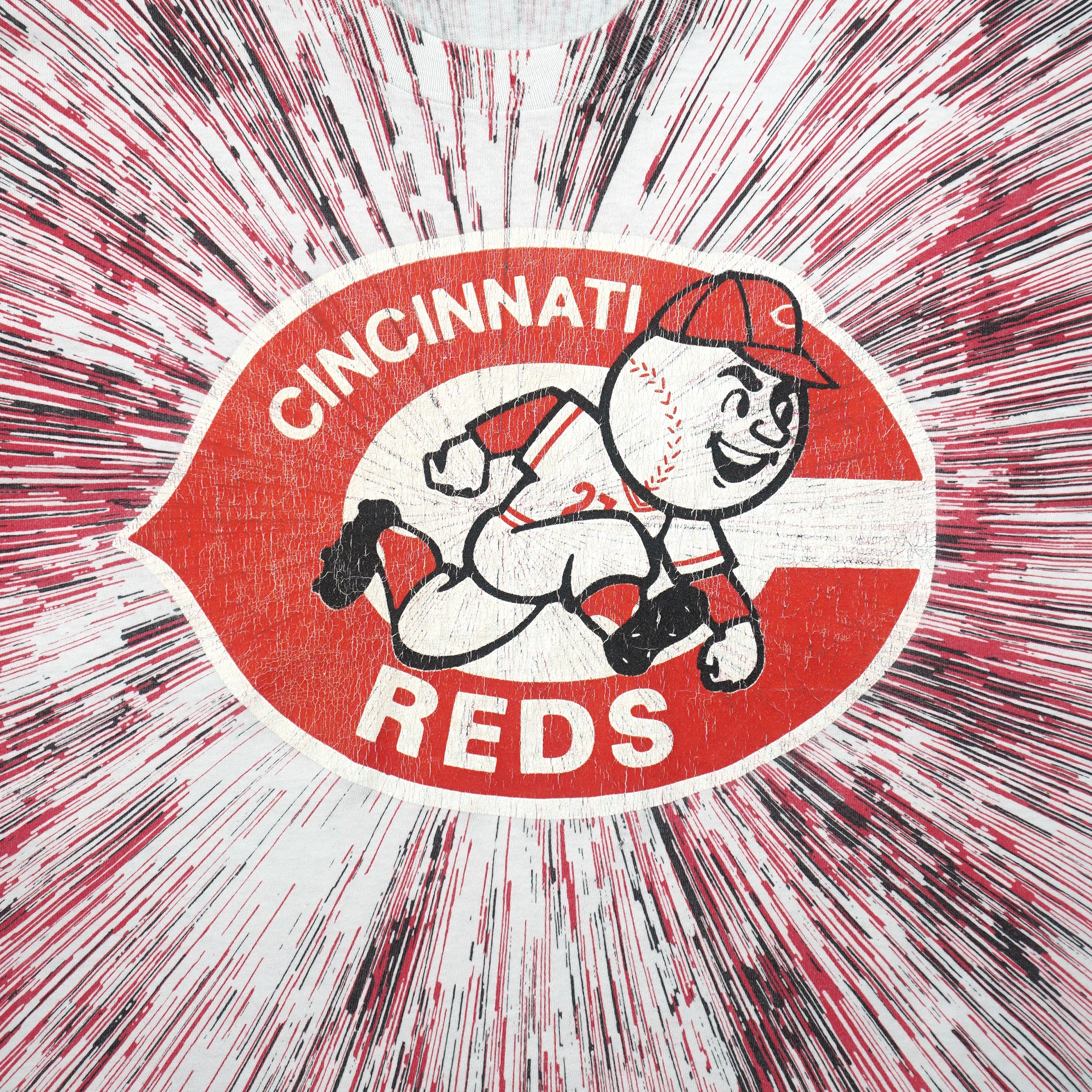 MLB - Cincinnati Reds All Over Print T-Shirt 1990s X-Large Vintage Retro Baseball