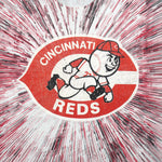 MLB - Cincinnati Reds All Over Print T-Shirt 1990s X-Large Vintage Retro Baseball