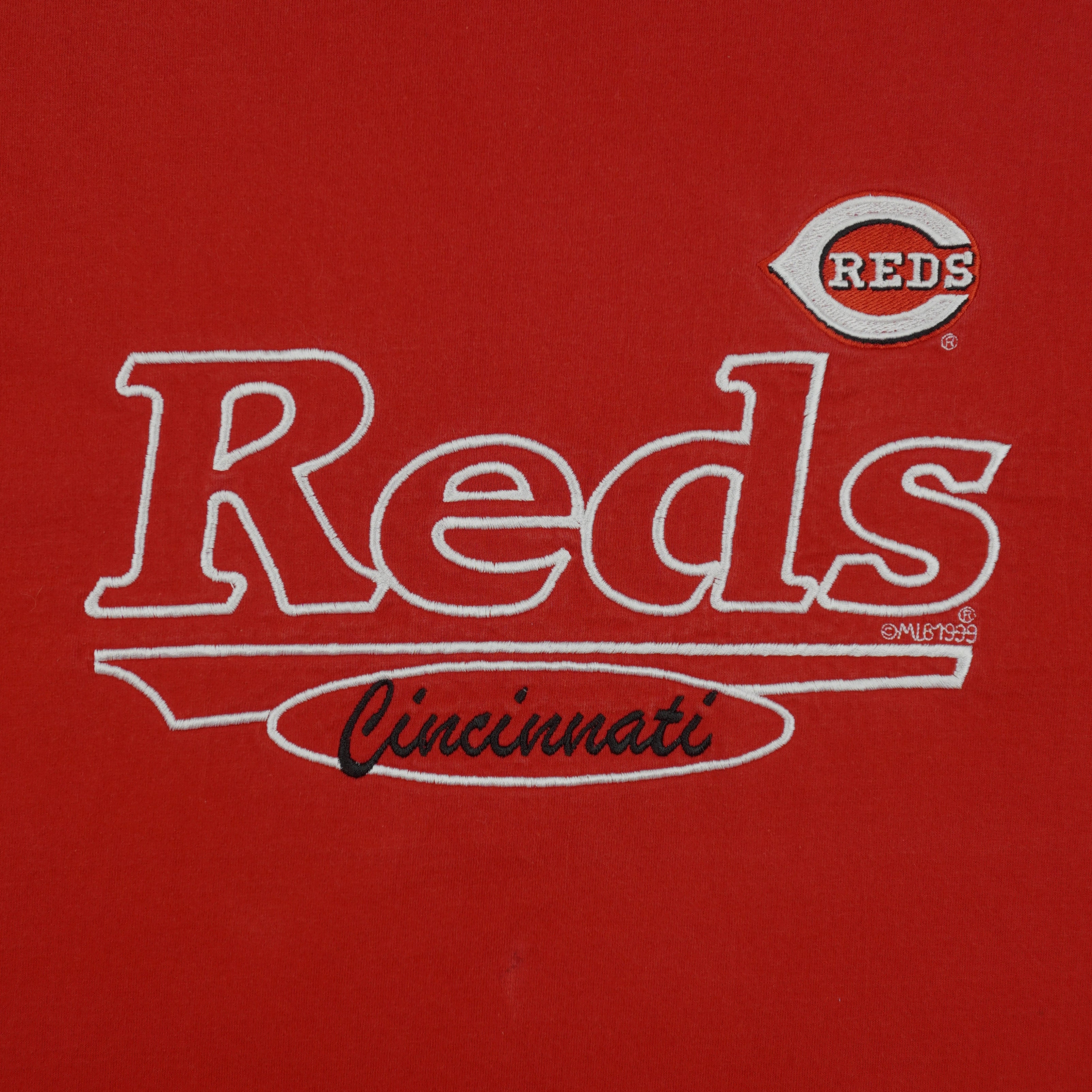 MLB (Logo 7) - Cincinnati Reds Embroidered T-Shirt 1999 X-Large Vintage Retro Baseball
