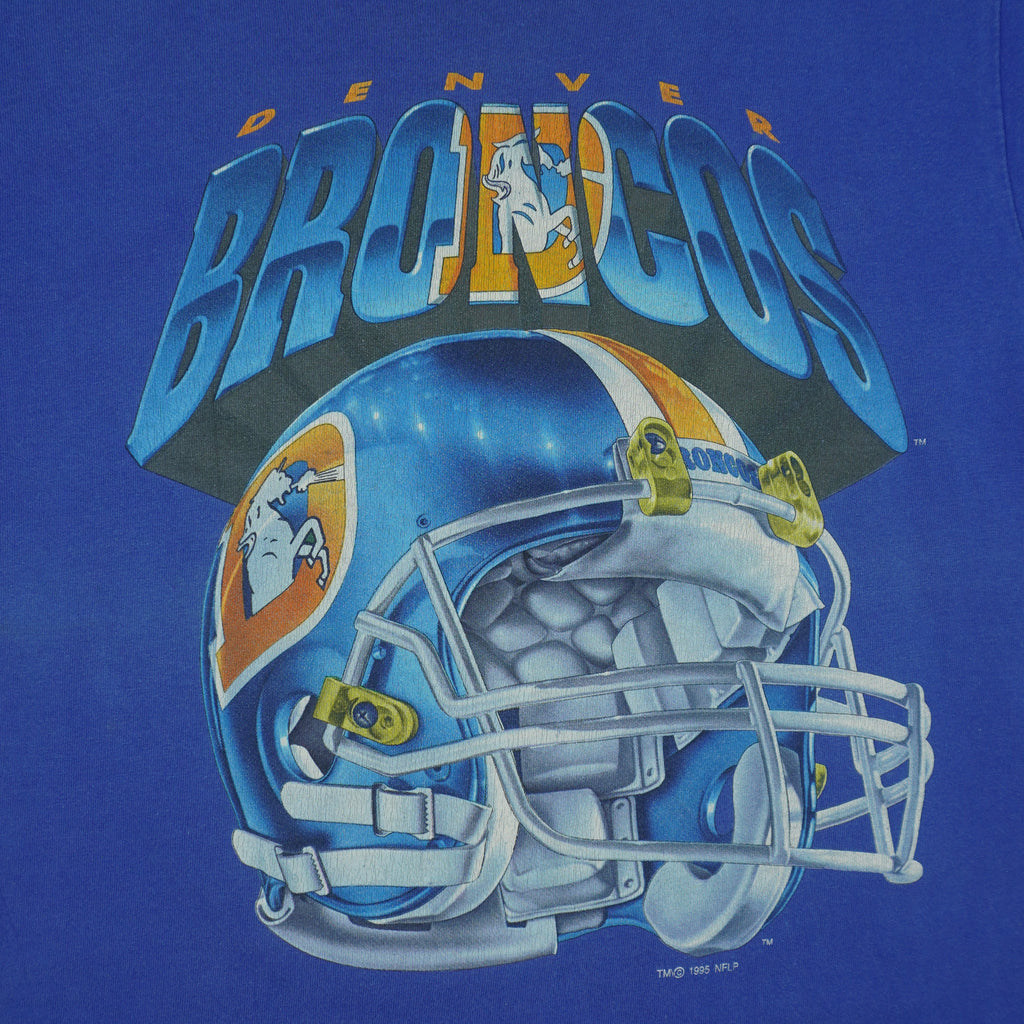 NFL (Salem) - Denver Broncos Helmet T-Shirt 1995 Medium Vintage Retro Football