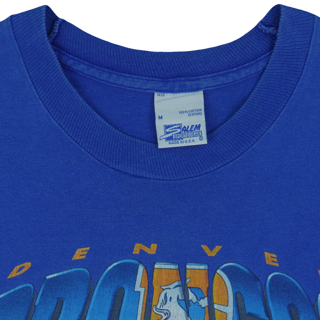 NFL (Salem) - Denver Broncos Helmet T-Shirt 1995 Medium Vintage Retro Football