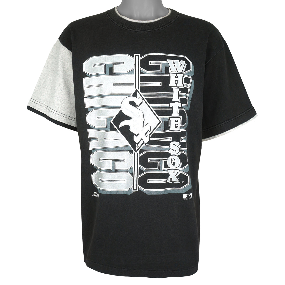 MLB (Front Row) - Black & Grey Chicago White Sox T-Shirt 1992 X-Large Vintage Retro Baseball