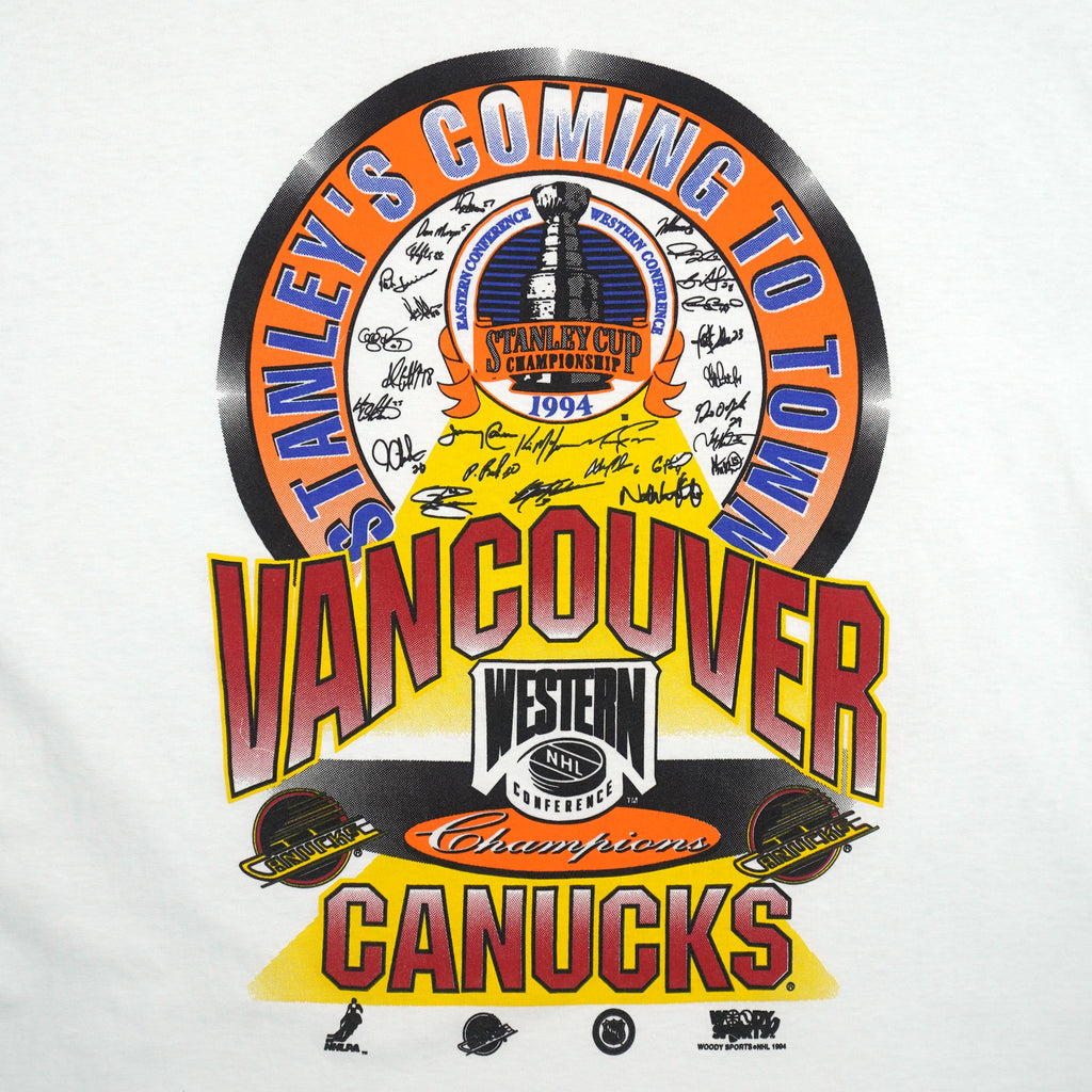 NHL - Vancouver Canucks Stanley's Coming To Town T-Shirt 1994 X-Large Vintage Retro Hockey