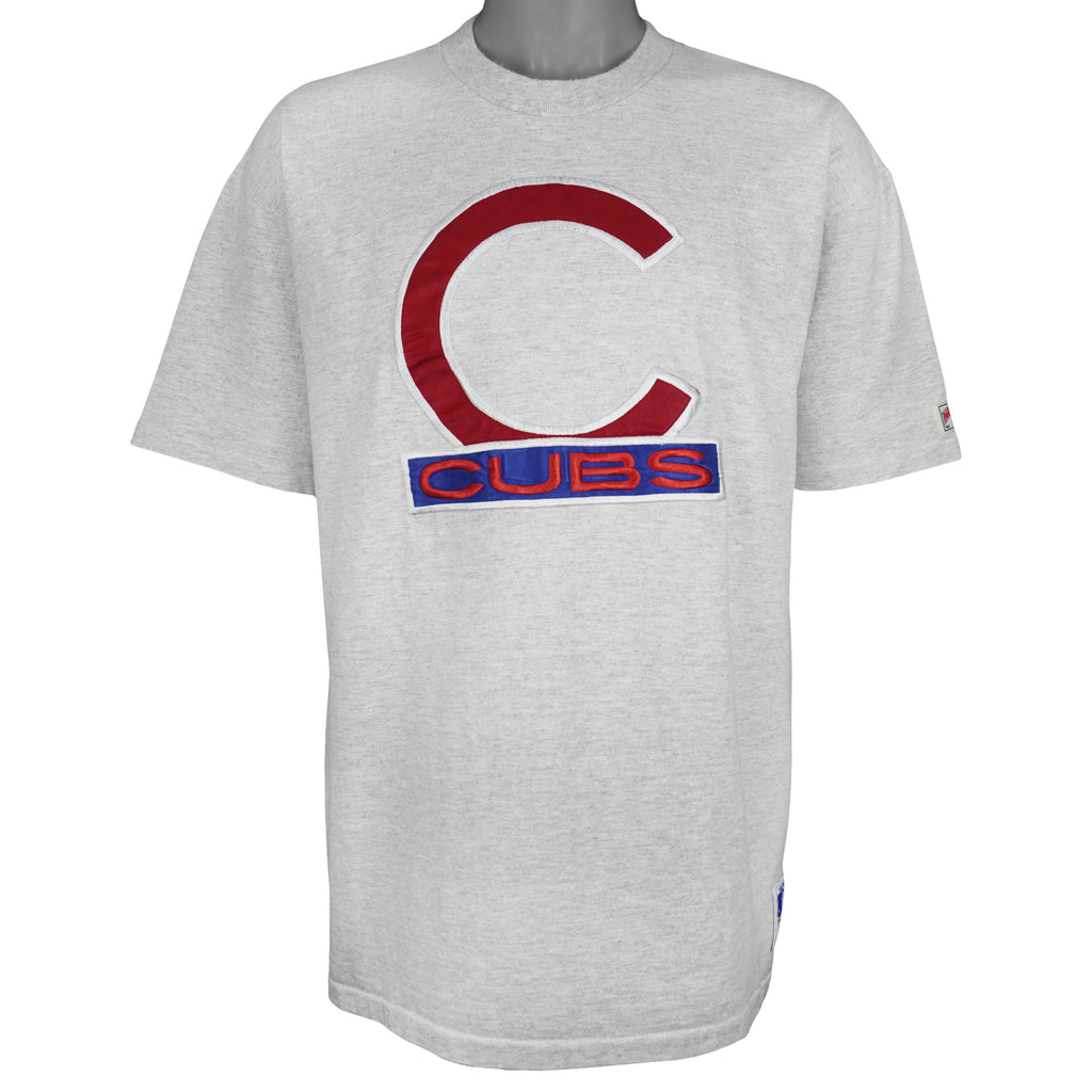 MLB (Nutmeg) - Chicago Cubs Big Logo T-Shirt 1990s X-Large Vintage Retro Baseball