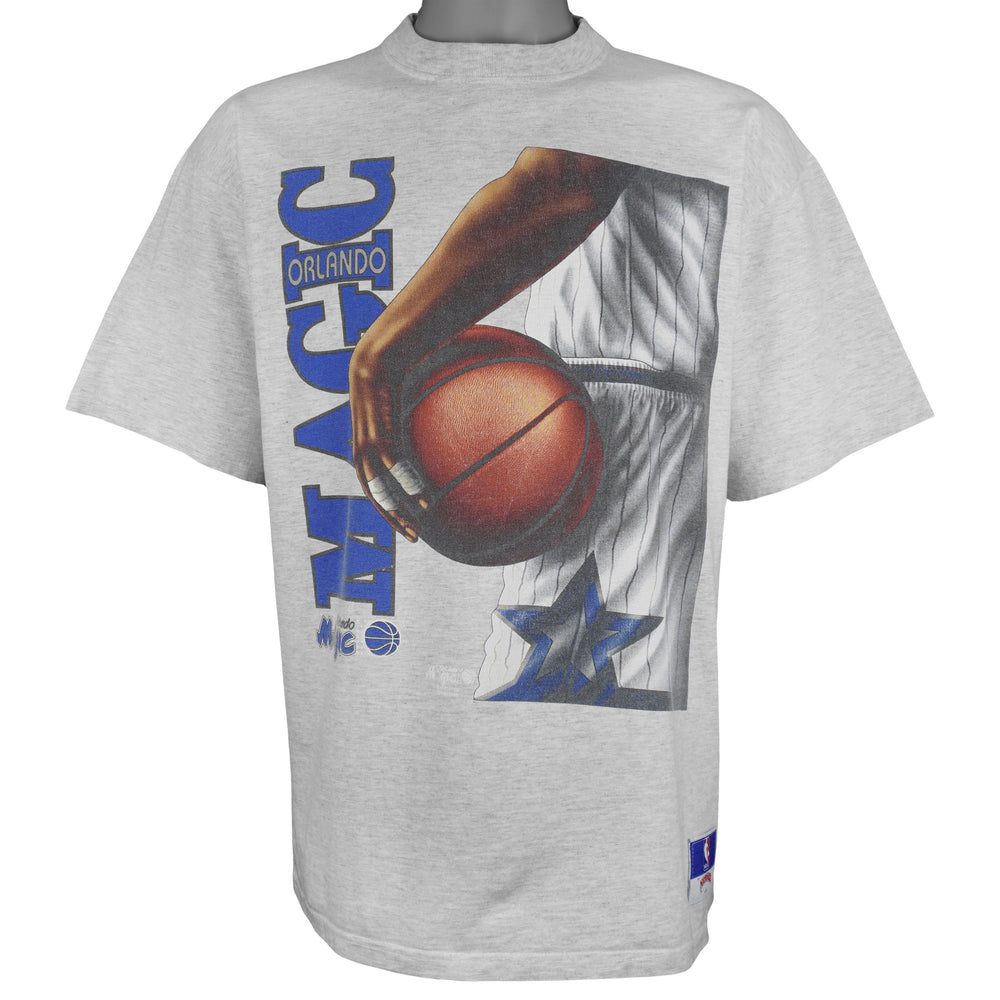 NBA (Nutmeg) - Orlando Magic Basketball T-Shirt 1990s Large Vintage Retro Basketball