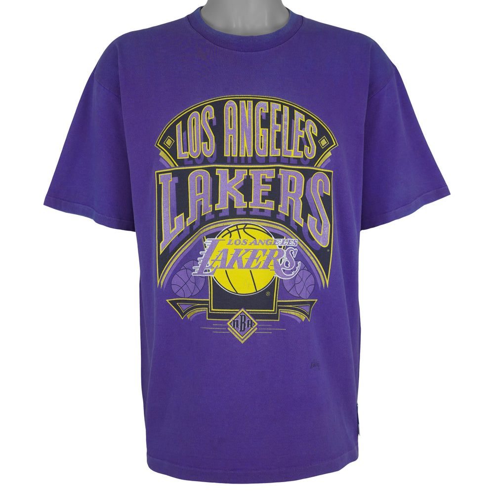 NBA (Nutmeg) - Los Angeles Lakers Single Stitch T-Shirt 1990s Large Vintage Retro Basketball