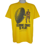 NCAA - West Virginia Mountaineers Everyone Comes to Play Football T-Shirt 1990s X-Large Vintage Retro Football