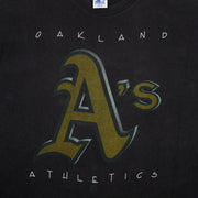 Starter (MLB) - Oakland Athletics Big Logo T-Shirt 1990s Large Vintage Retro Baseball