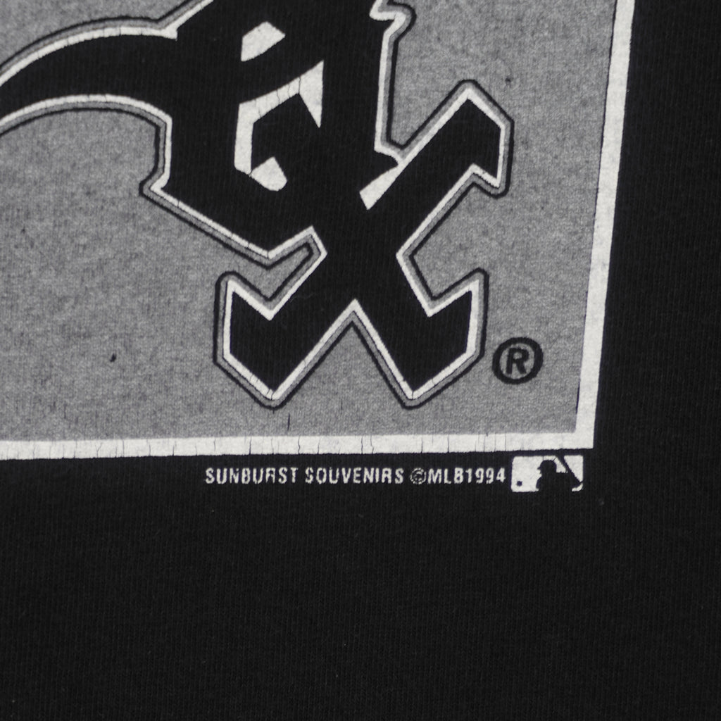 MLB (Delta) - Chicago White Sox Good Guys Wear T-Shirt 1994 Large Vintage Retro Baseball