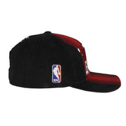 NBA (Sports Specialties) - Black & Red Chicago Bulls Snapback Hat 1990s OSFA Vintage Retro Basketball