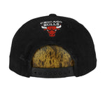 NBA (Sports Specialties) - Black & Red Chicago Bulls Snapback Hat 1990s OSFA Vintage Retro Basketball