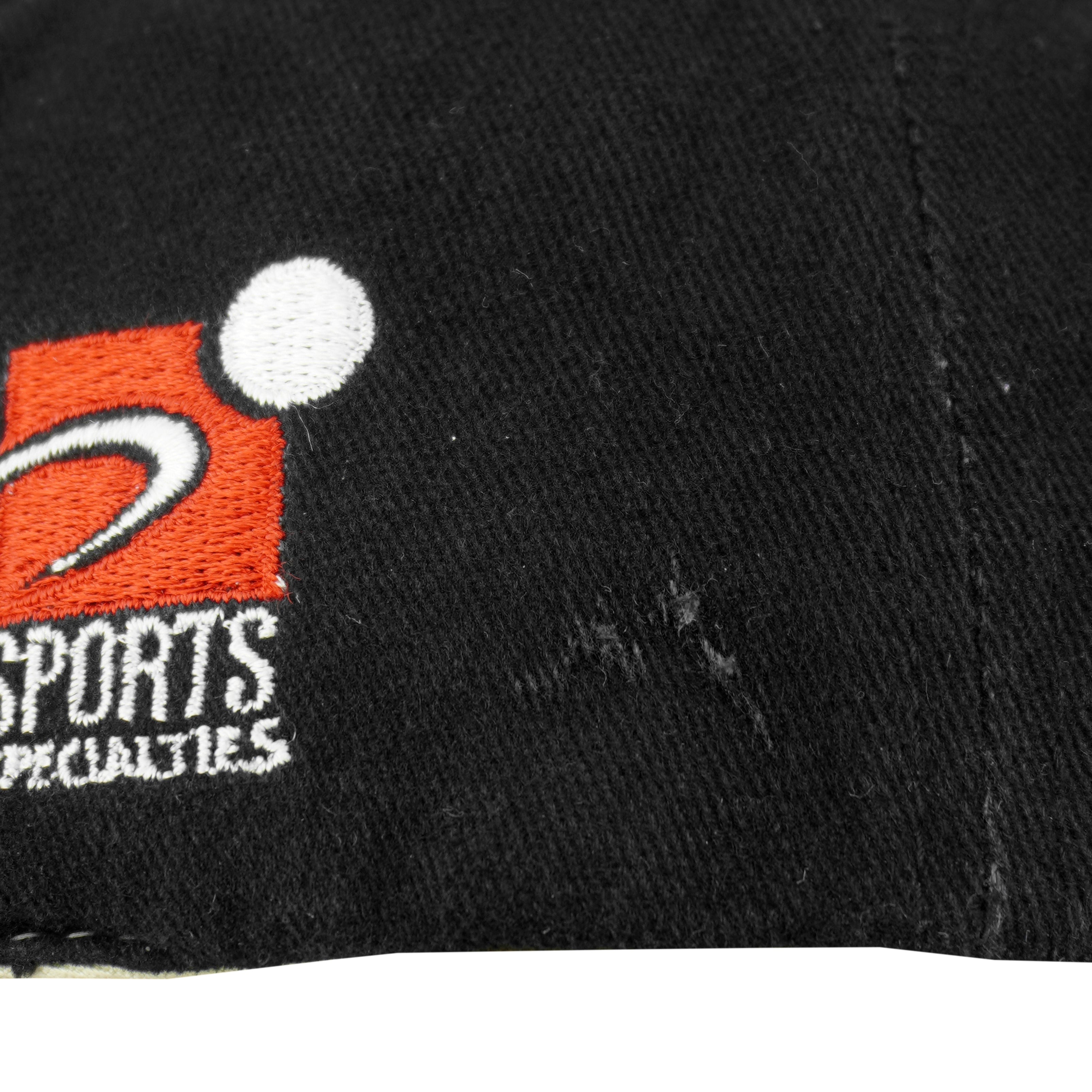 NBA (Sports Specialties) - Black & Red Chicago Bulls Snapback Hat 1990s OSFA Vintage Retro Basketball