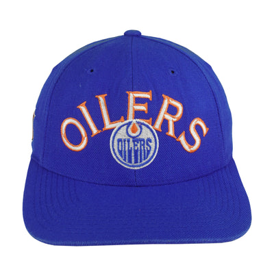 NHL (Sports Specialties) - Edmonton Oilers Center Ice Fitted Hat 1990s Small/Medium