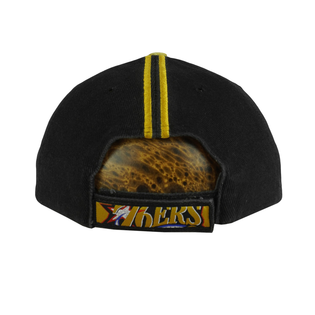 NBA (Sports Specialties) - Philadelphia 76ers Embroidered Strapback Hat 1990s OSFA Vintage Retro Basketball