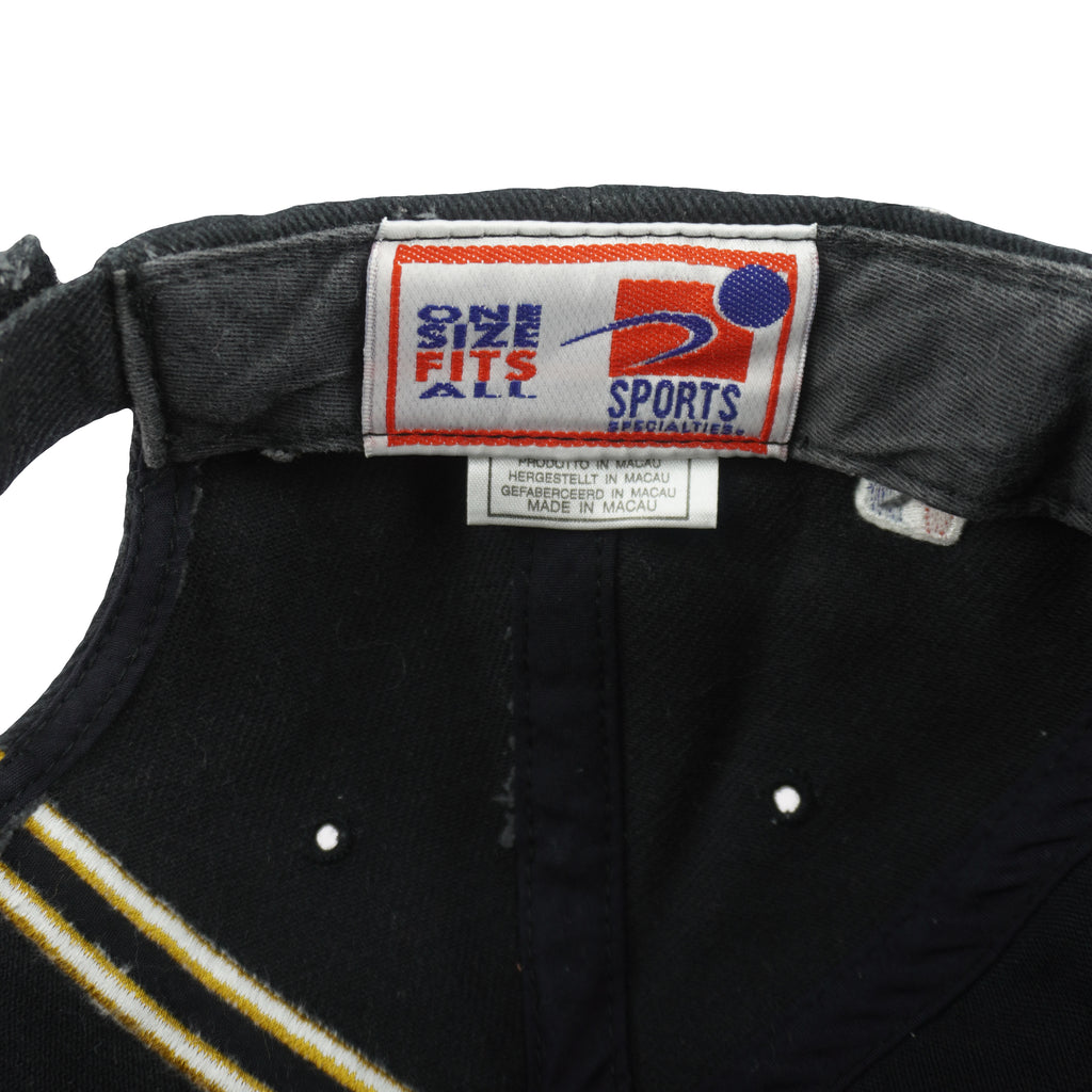 NBA (Sports Specialties) - Philadelphia 76ers Embroidered Strapback Hat 1990s OSFA Vintage Retro Basketball